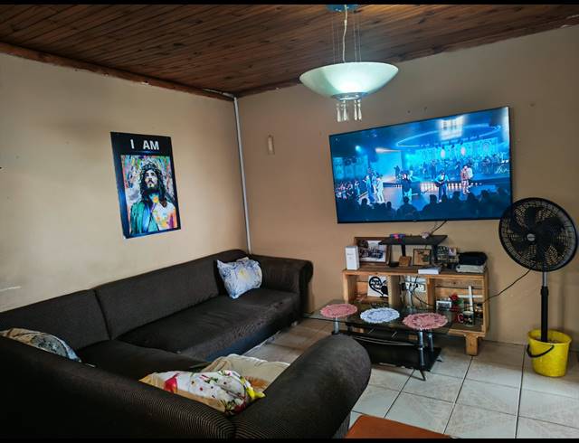 3 BEDROOM HOUSE FOR SALE IN TRENANCE PARK